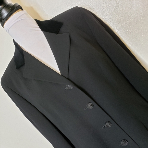 Salvatore Ferragamo Tuxedo Jacket Black Wool Suit Coat Velvet Collar Luxury Chic - Picture 11 of 16